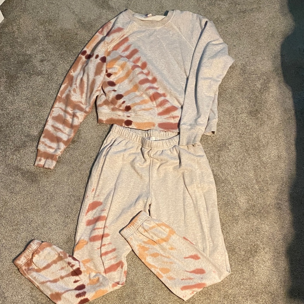 Spiritual Gangster Tie-Dye Sweatshirt and Joggers Set